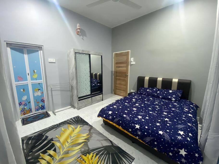 Homestay Kak Tiy Kuala Terengganu Exterior foto